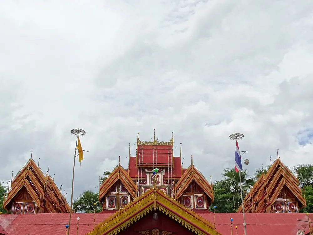 วัดศรีรองเมือง ลำปาง วัดไม้สไตล์พม่า
