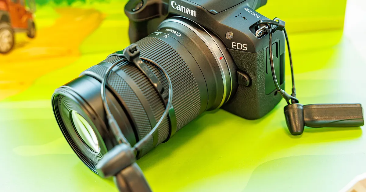 กล้อง Canon EOS R50 Mirrorless