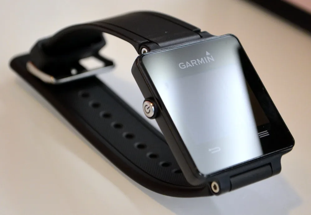 Garmin VivoActive GPS smartwatch for sport and activity tracking