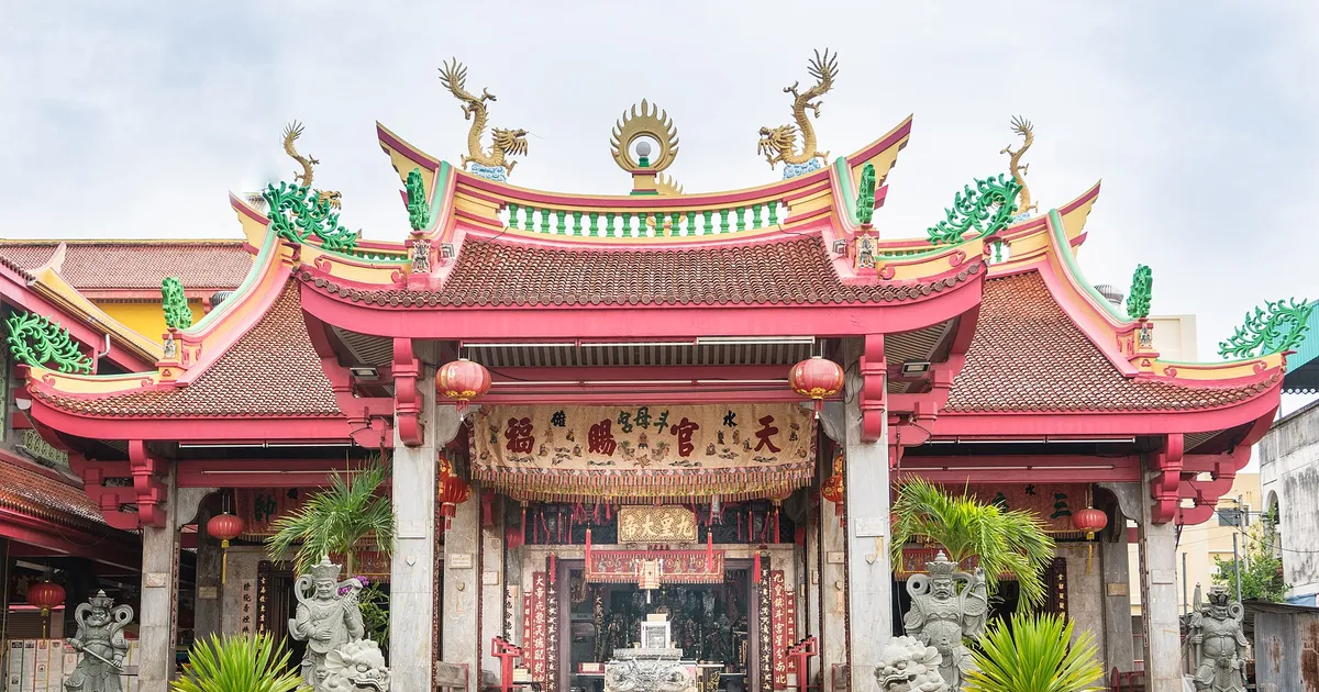 Thailand Vegetarian Festival 2026: Dates, Rules, Health Facts & Budget Guide