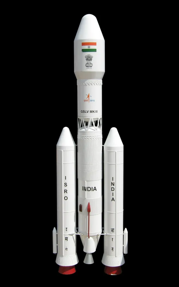 จรวด GSLV Mk III / LVM3 ของอินเดีย ที่ถูกดัดแปลงเป็นจรวดมาตรฐานสำหรับส่งมนุษย์ HLVM3